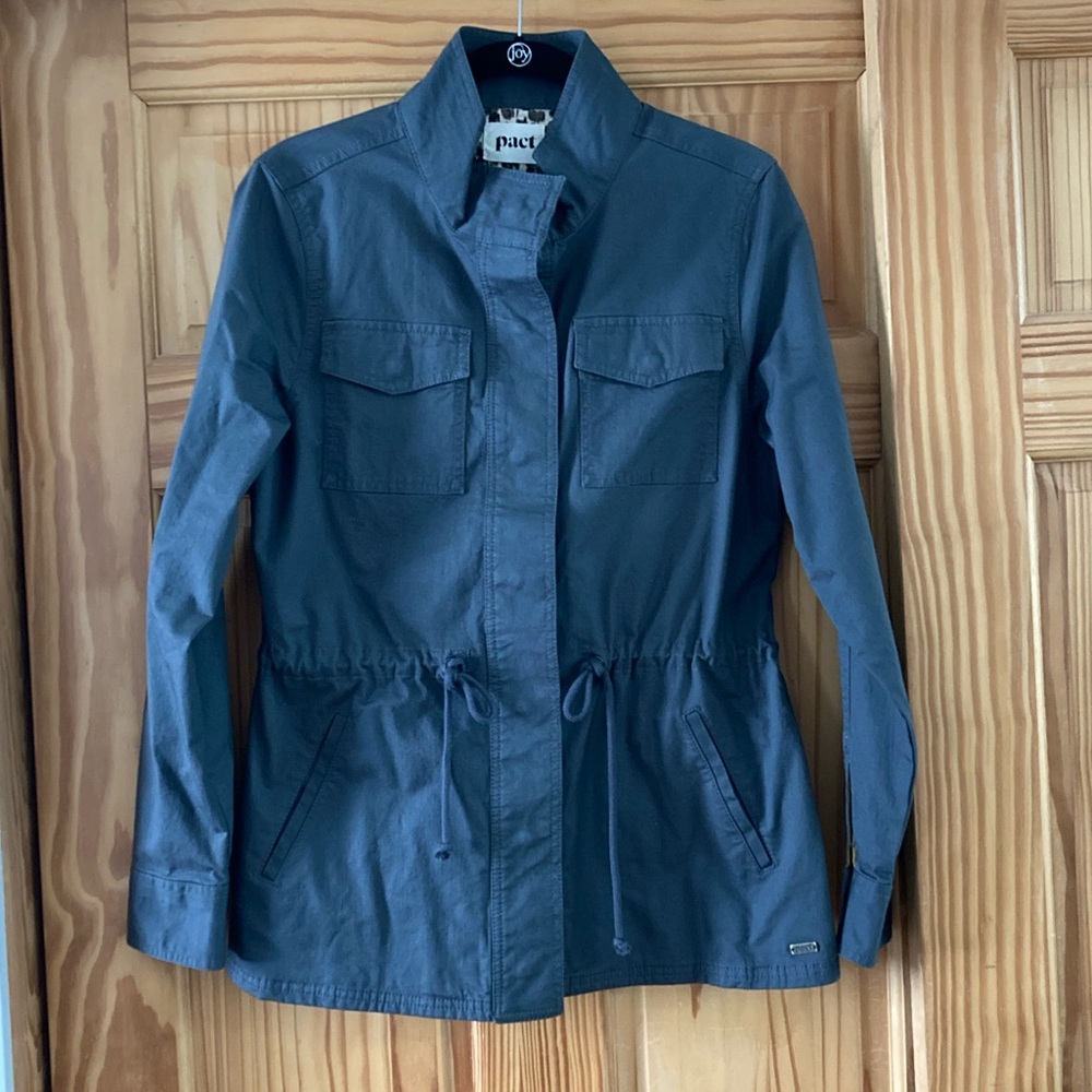 Pact Field Jacket - Picture 2 of 6